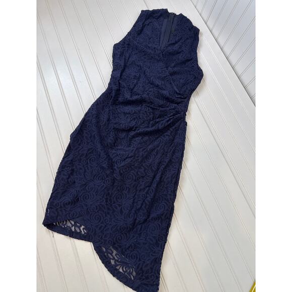 Nicole Miller Navy Blue Lace Ruched Side Sleeveless Asymmetrical Dress Size 6 - Picture 1 of 6